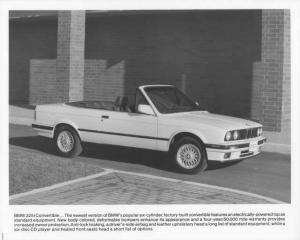 1992 BMW 325i Press Photo 0024