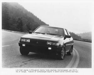 1985 Mitsubishi Cordia Turbo Press Photo 0018