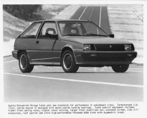 1985 Mitsubishi Mirage Turbo Press Photo 0019