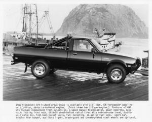 1985 Mitsubishi SPX 4WD Pickup Truck Press Photo 0025