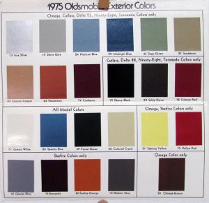 1975 Oldsmobile Exterior Colors Paint Chips & Interior Color Combos Sales Folder
