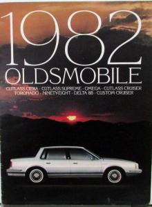 1982 Oldsmobile Cutlass Omega Toronado 98 Delta 88 Cruiser Sales Brochure Orig