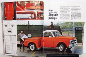 1970 Chevrolet Trucks Dealer Sales Brochure Pickups Chassis-Cabs 4 Wheel Drive