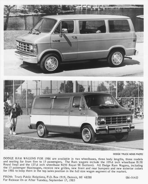 1986 Dodge Ram Wagon Press Photo 0100