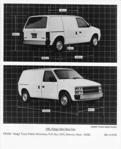 1986 Dodge Mini Ram Van Dimensions Press Photo 0105