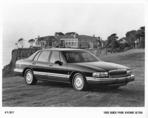 1993 Buick Park Avenue Ultra Press Photo 0128