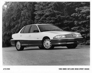 1993 Buick Skylark Gran Sport Sedan Press Photo 0135