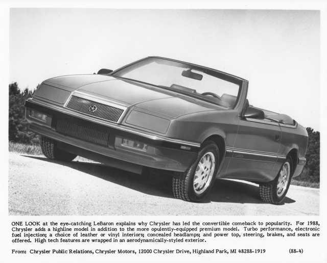 1988 Chrysler LeBaron Convertible Press Photo 0062