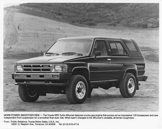 1986 Toyota 4Runner SR5 Turbo Press Photo 0035