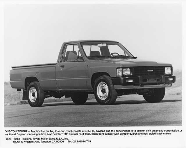 1986 Toyota One-Ton Pickup Truck Press Photo 0037