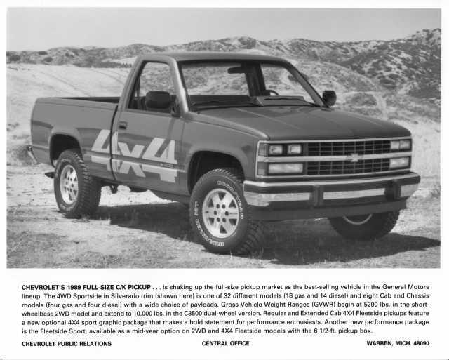 1989 Chevrolet Silverado 1500 Sportside 4WD Pickup Press Photo 0377