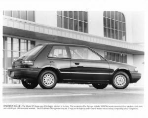 1993 Mazda 323 Press Photo 0060
