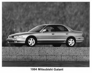 1994 Mitsubishi Galant Press Photo 0039