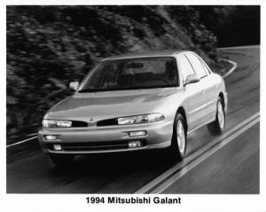 1994 Mitsubishi Galant Press Photo 0040