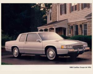 1989 Cadillac Coupe DeVille Color Press Photo 0154