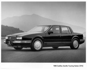 1989 Cadillac Seville Touring Sedan STS Press Photo 0166