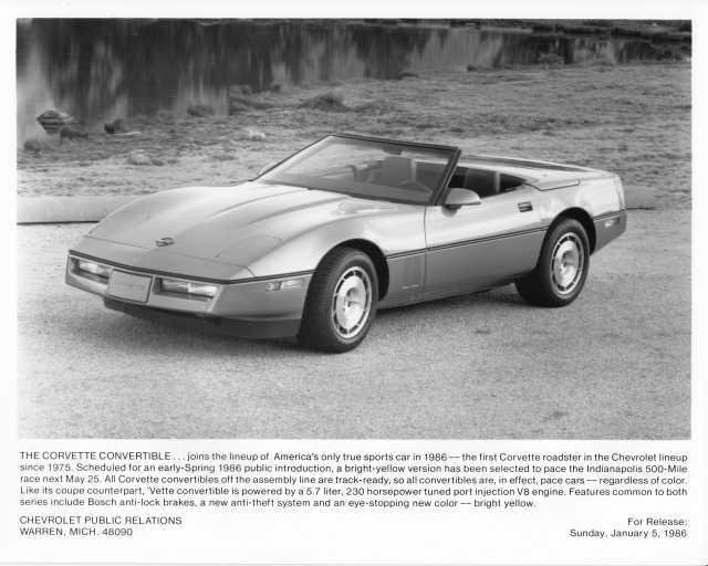 1986 Chevrolet Corvette Convertible Auto Press Photo with Text 0403