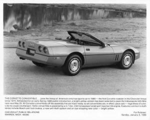 1986 Chevrolet Corvette Convertible Auto Press Photo with Text 0405