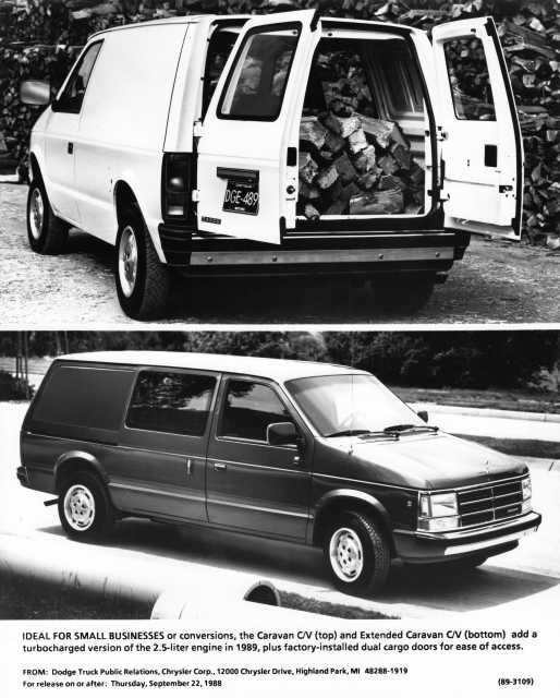 1989 Dodge Caravan C/V and Extended Version Press Photo with Text 0143