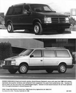 1989 Dodge Caravan Auto Press Photo 0146