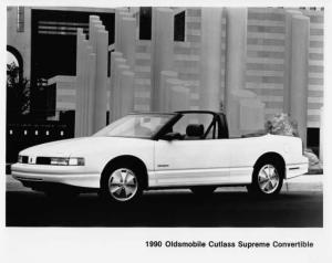 1990 Oldsmobile Cutlass Supreme Convertible Press Photo 0296