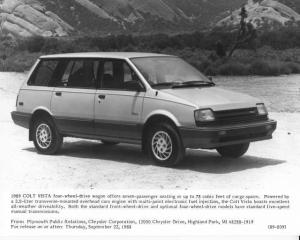 1989 Plymouth Colt Vista Press Photo 0065