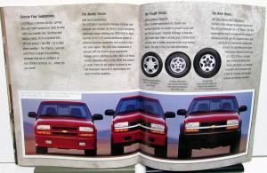 2000 Chevrolet S-10 Pickup Dealer Sales Brochure Features Options Specs