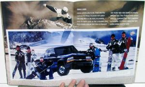 2000 Chevrolet S-10 Pickup Dealer Sales Brochure Features Options Specs