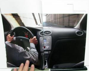 2008-2009 Ford Focus Foreign Dealer Finnish Text Sales Brochure