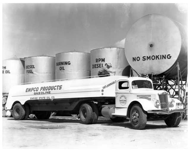 1941 White Tanker Truck Press Photo Empire State Oil Empco Gasoline Thermopolis