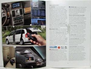 2009 Chrysler Town & Country Minivan Sales Brochure