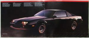 1983 Chevrolet Camaro Sales Brochure - Z28 Berlinetta Sport Coupe