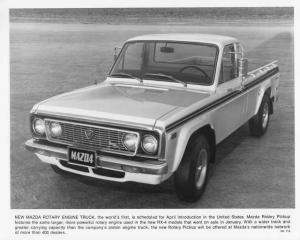 1974 Mazda Rotary Pickup Truck Press Photo 0068