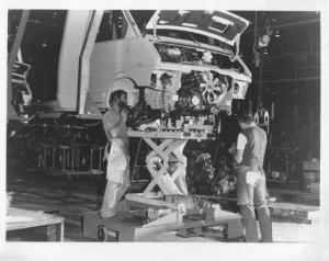 1983 Winnebago Assembly Line Press Photo and Release 0006