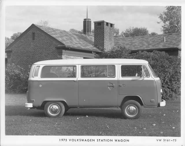 1975 Volkswagen Station Wagon Press Photo 0038
