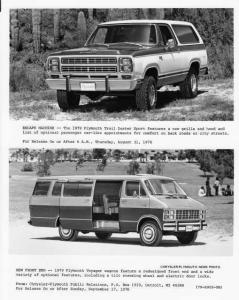 1979 Plymouth Trail Duster and Voyager Press Photo 0084