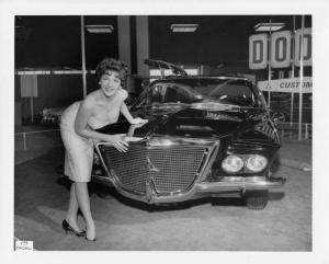 1961 Dodge Flitewing Concept by Ghia Press Photos 0244 - Set of 3