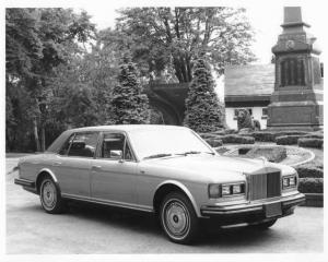 1988 Rolls-Royce Silver Spur Press Photo and Release 0008