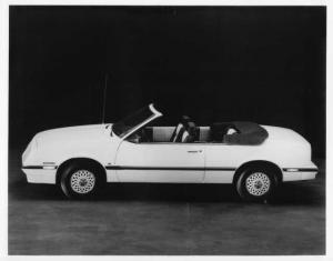 1982 Chevrolet Cavalier Convertible Concept Press Photo and Release 0493