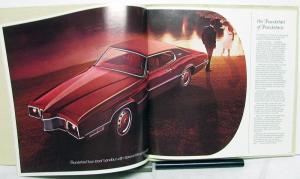 1970 Ford Thunderbird Canadian Dealer Prestige Sales Brochure Large English Text
