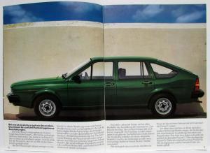 1982 Volkswagen VW Passat Sales Brochure - German Text