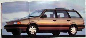 1990 Volkswagen VW Passat Sales Brochure