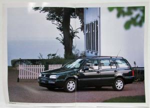 1997 Volkswagen VW Golf Wagon Sales Brochure - Japanese Text