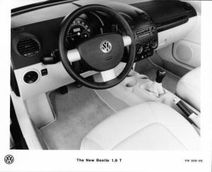1999 Volkswagen VW New Beetle 1.8T Interior Press Photo 0066
