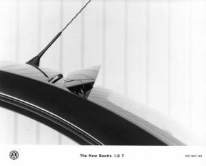 1999 Volkswagen VW New Beetle 1.8T Rear Window Spoiler Press Photo 0067