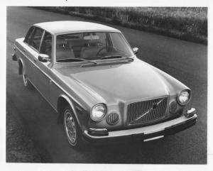 1974 Volvo 164E Luxury Sedan Press Photo and Release 0023