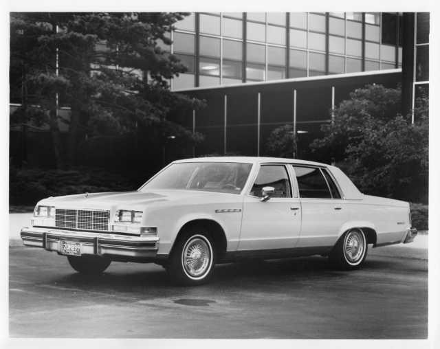 1977 Buick Electra Press Photo and Release 0192