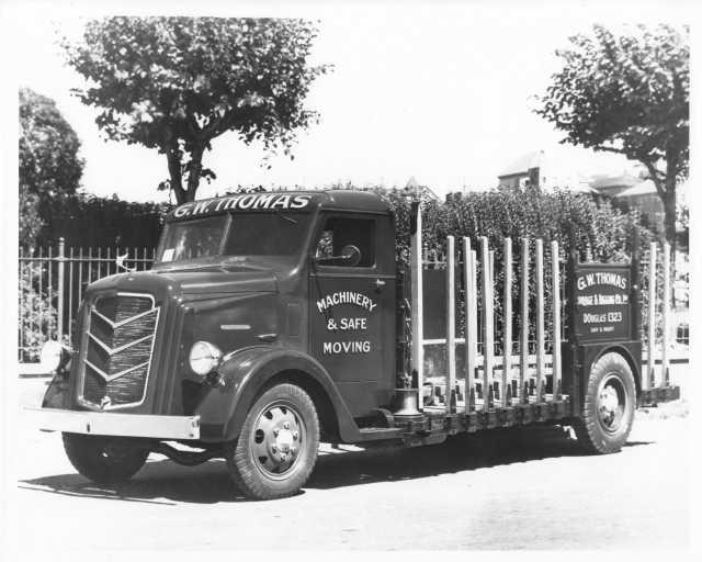 1950s MacDonald Model C Truck Press Photo 0001 - GW Thomas Drayage & Rigging Co