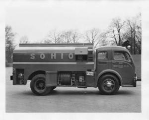 1949 White 3000 Series Truck Press Photo 0160 - Standard Oil Co Ohio - SOHIO