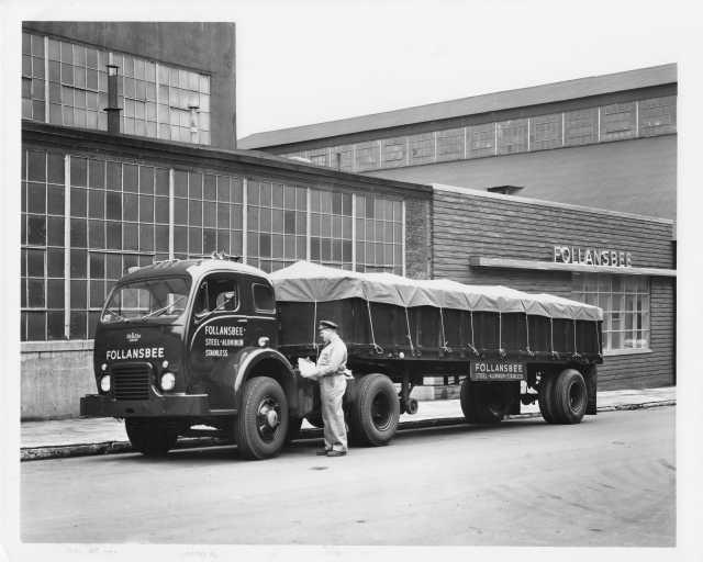 1950s White 3000 Series Truck Press Photo 0172 - Follansbee